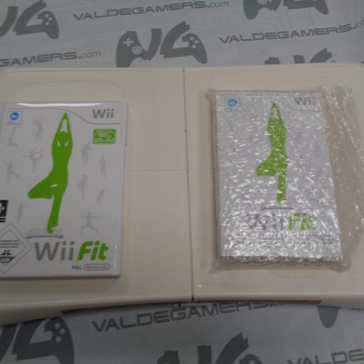 Wii Fit + Tabla de Equilibrio en caja [1]