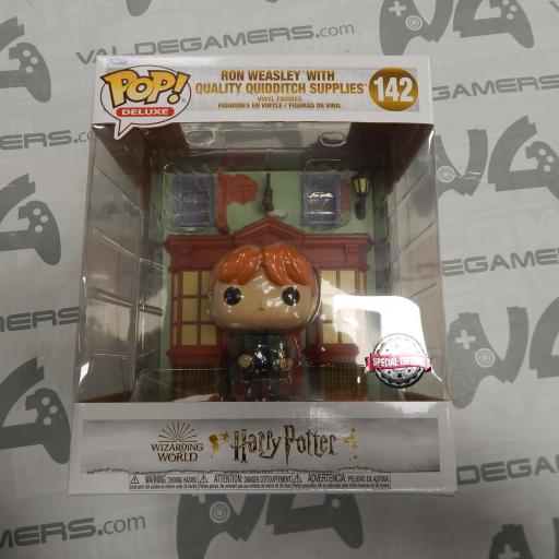 Funko Pop - Ron Weasley with Quality Quidditch Supplies - 142 Special Edition