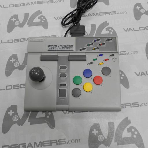 Mando arcade de AsciiWare para Super Nintendo.