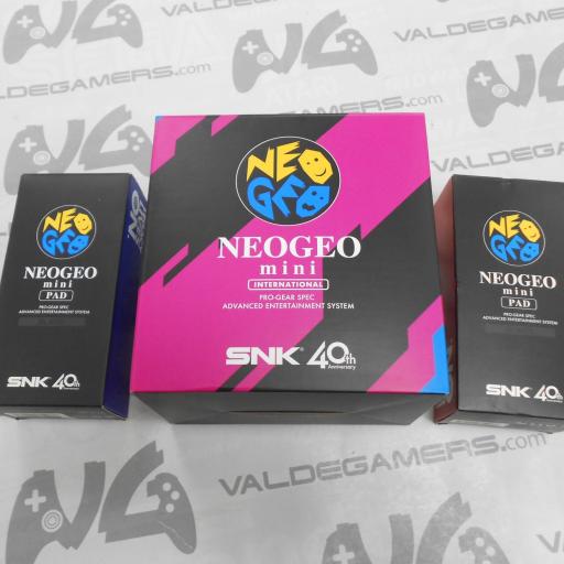 consola Snk NeoGeo mini Versión  europea usada + 2 mandos