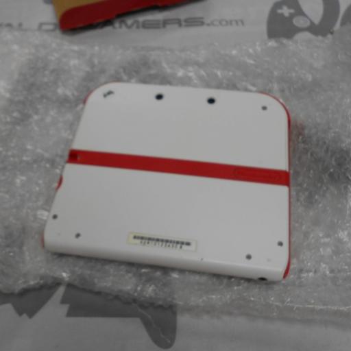 consola Nintendo 2DS roja  Y blanca [3]