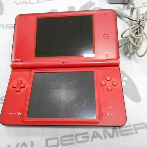 Nintendo DSi XL Mario Roja [1]