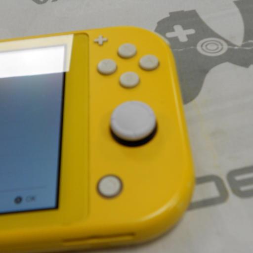 consola Nintendo Switch lite amarilla  [5]