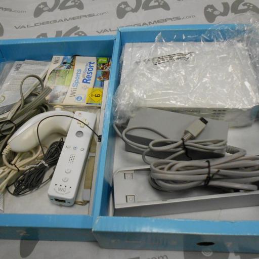 Consola wii retrocompatible  + 1 mando + wii sports y wii resort [4]