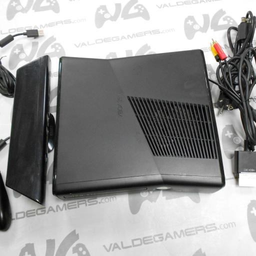 Consola Xbox 360 slim 250gb  + kinect y mando