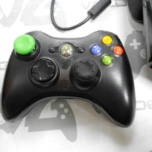 Consola Xbox 360 slim 250gb  + kinect y mando [2]