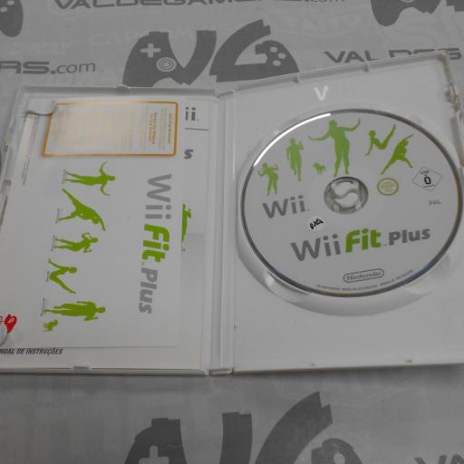 Wii Fit Plus ( sin accesorios ) [1]