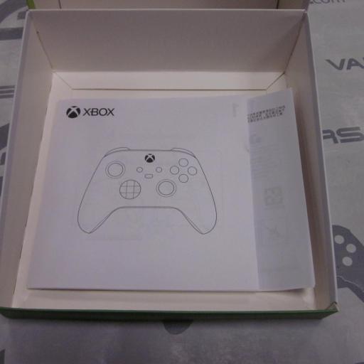 Mando Xbox SERIES  SEMINUEVO -   Controller Inalambrico Microsoft ELECTRIC VOLT [2]