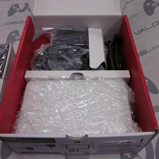 Nintendo Switch, OLED 64GB + Joy-Con Blanca en caja [3]