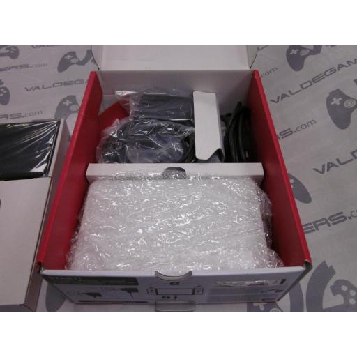 Nintendo Switch, OLED 64GB + Joy-Con Blanca en caja [3]