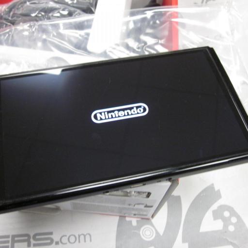 Nintendo Switch, OLED 64GB + Joy-Con Blanca en caja [6]