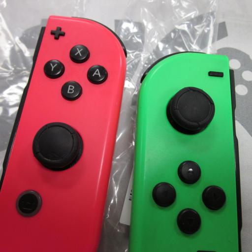 Pareja Joy-Con Nintendo Switch  rosa verde Neon - usado [3]