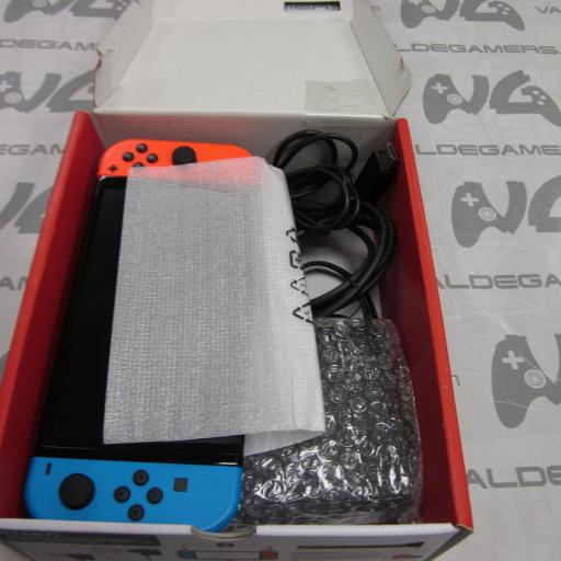 Nintendo Switch, OLED 64GB + Joy-Con neon en caja* [2]
