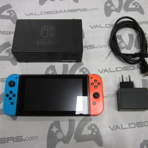 consola Nintendo Switch neon