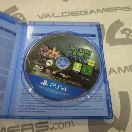 Los Últimos Frikis Del Mundo Y El Báculo Del Destino [1]