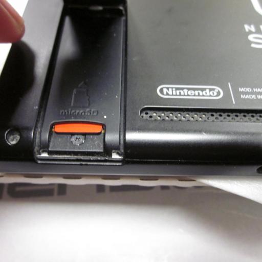 consola Nintendo Switch en caja + 128gb [5]