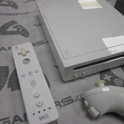Consola wii retrocompatible  + 1 mando original + base [2]