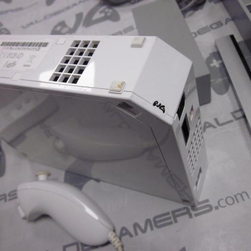 Consola wii retrocompatible  + 1 mando original + base [5]