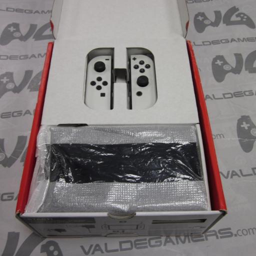 Nintendo Switch, OLED 64GB + Joy-Con Blanca en caja* [1]
