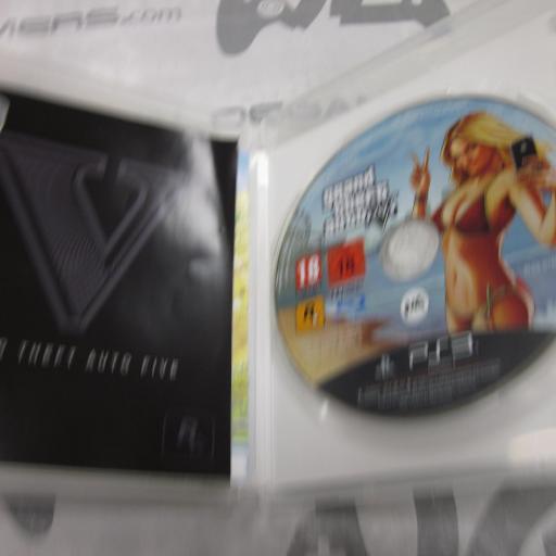 Grand Theft Auto V  [1]