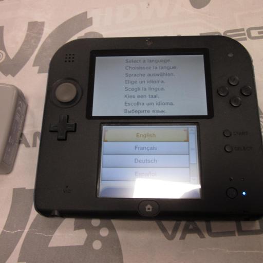 consola Nintendo 2DS azul / negro  [1]