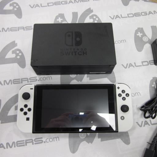 consola Nintendo Switch joycon blancos   usada