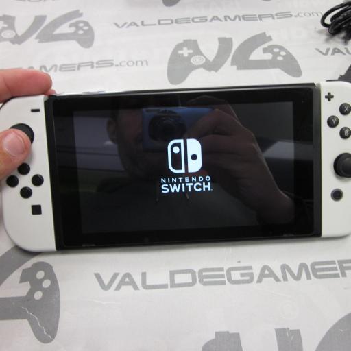 consola Nintendo Switch joycon blancos   usada [3]