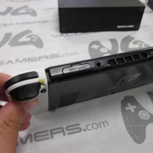 consola Nintendo Switch joycon blancos   usada [6]