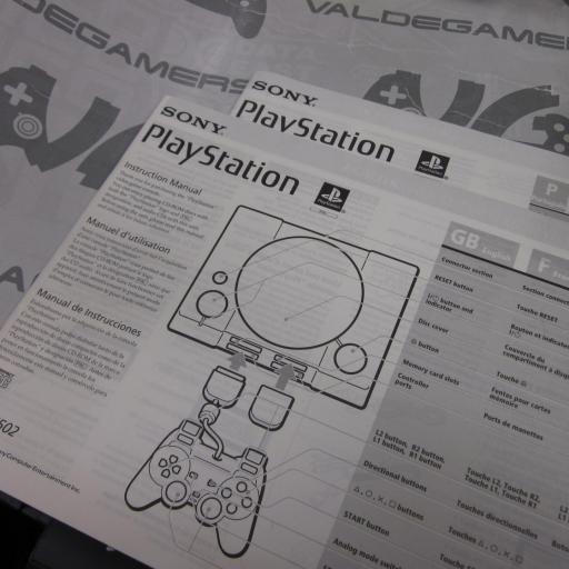 consola en caja  Sony Playstation 1 + mando dualshock + memory card [5]