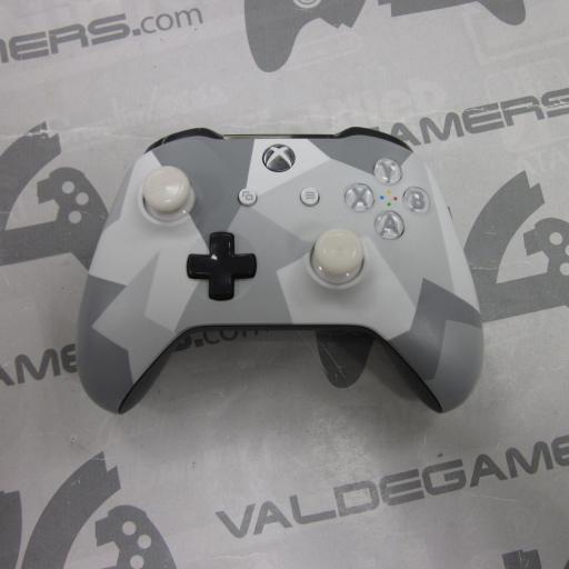 Mando Inalámbrico Xbox One Official usado [0]