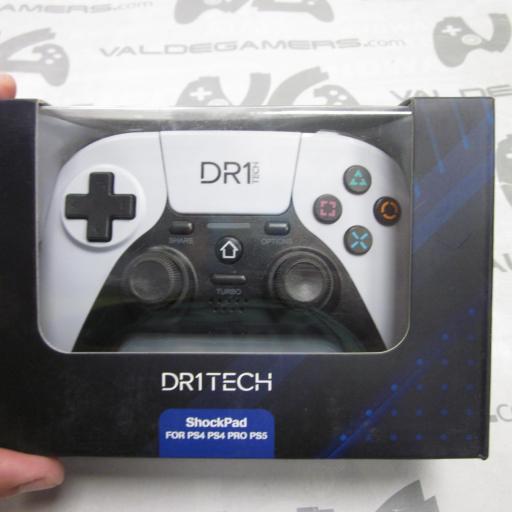 DR1 Tech Shockpad  PS4 - NUEVO  [1]