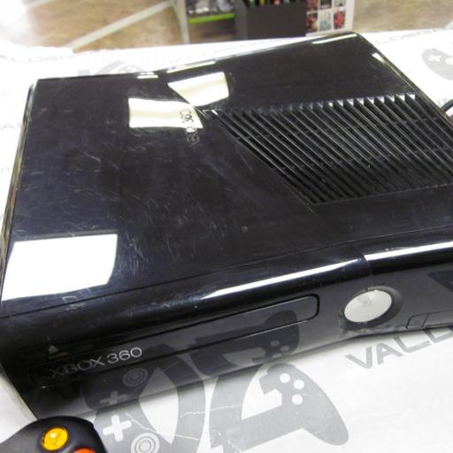 consola Xbox 360 Slim 250GB + Mando Xbox 360 negro  original [6]