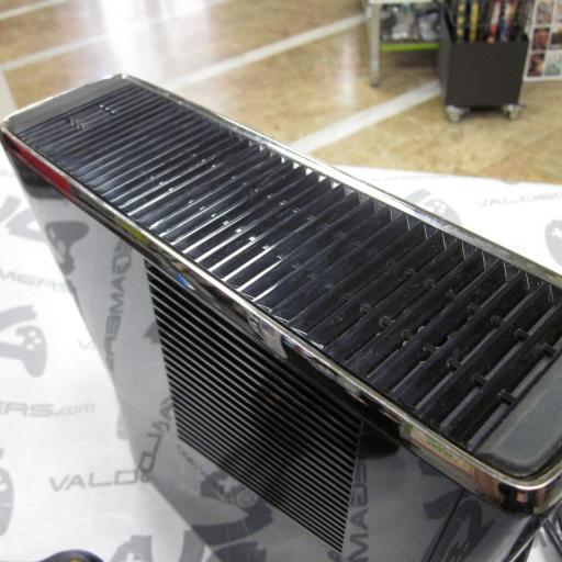 consola Xbox 360 Slim 250GB + Mando Xbox 360 negro  original [4]