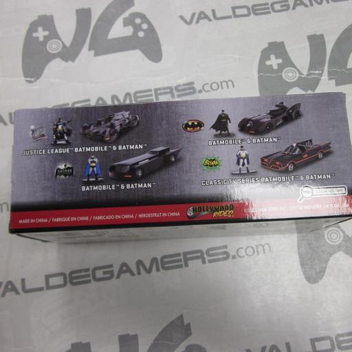 Batmobile y Batman [2]