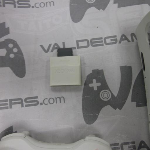 consola Xbox 360 fat 60GB + 2 Mando Xbox  y memory  256mb  original [2]