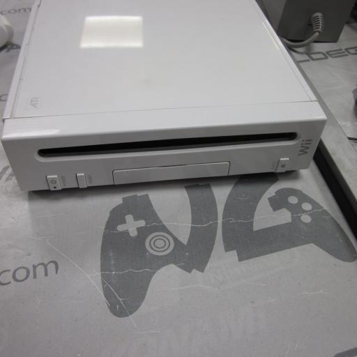Consola wii retrocompatible  + mando original  [1]