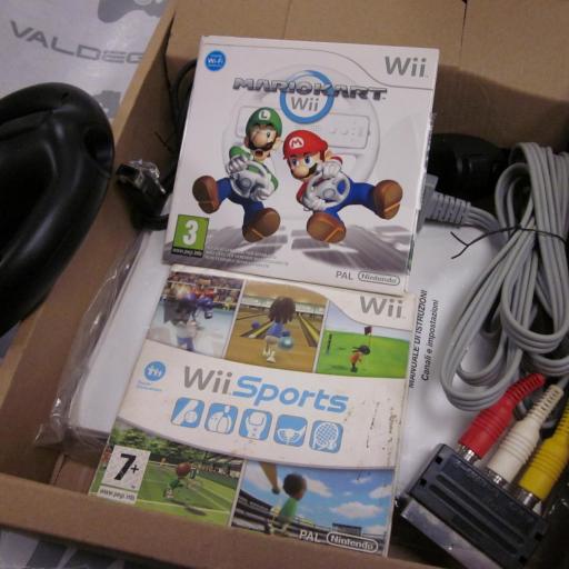 Consola Wii  negra Pack mario kart + 1 mando + wii sports [4]