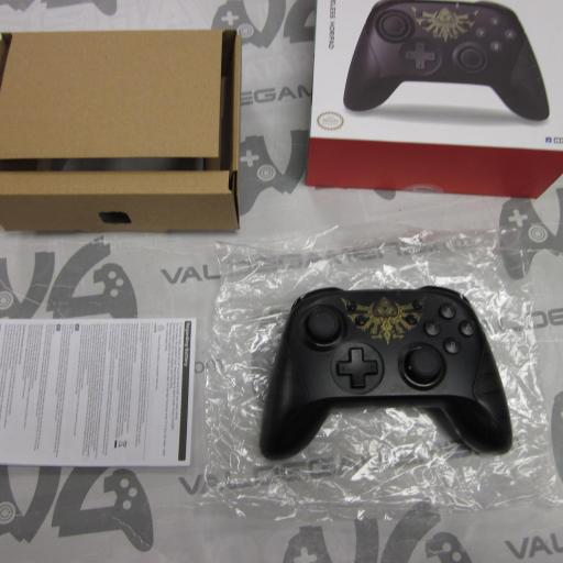 Mando Hori Nintendo Gamepad Inalámbrico HORI Nintendo Switch Zelda   - usado [1]