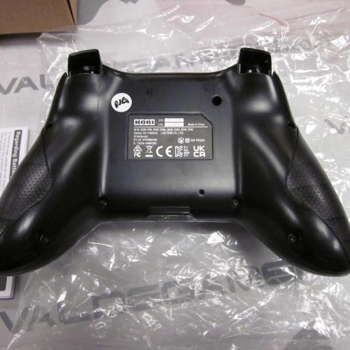 Mando Hori Nintendo Gamepad Inalámbrico HORI Nintendo Switch Zelda   - usado [2]