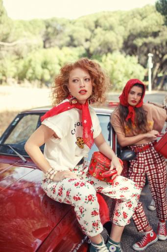 Sisters Department,Trousers | Ecru w/ red flowers [2]