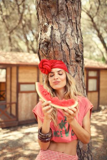 Sisters Department,"Sleeveless t-shirt/top w/ round neck | Coral w/ ""dance club"" print" [1]