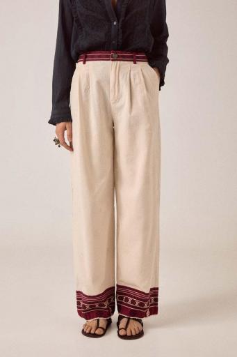 Maison Hotel,PANT FOLKLORIQUE GILBERTO