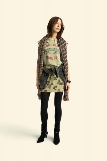 Sisters Department, Sleeveless t-shirt w/ ruffled collar | Light green w/ "double trouble" print [1]