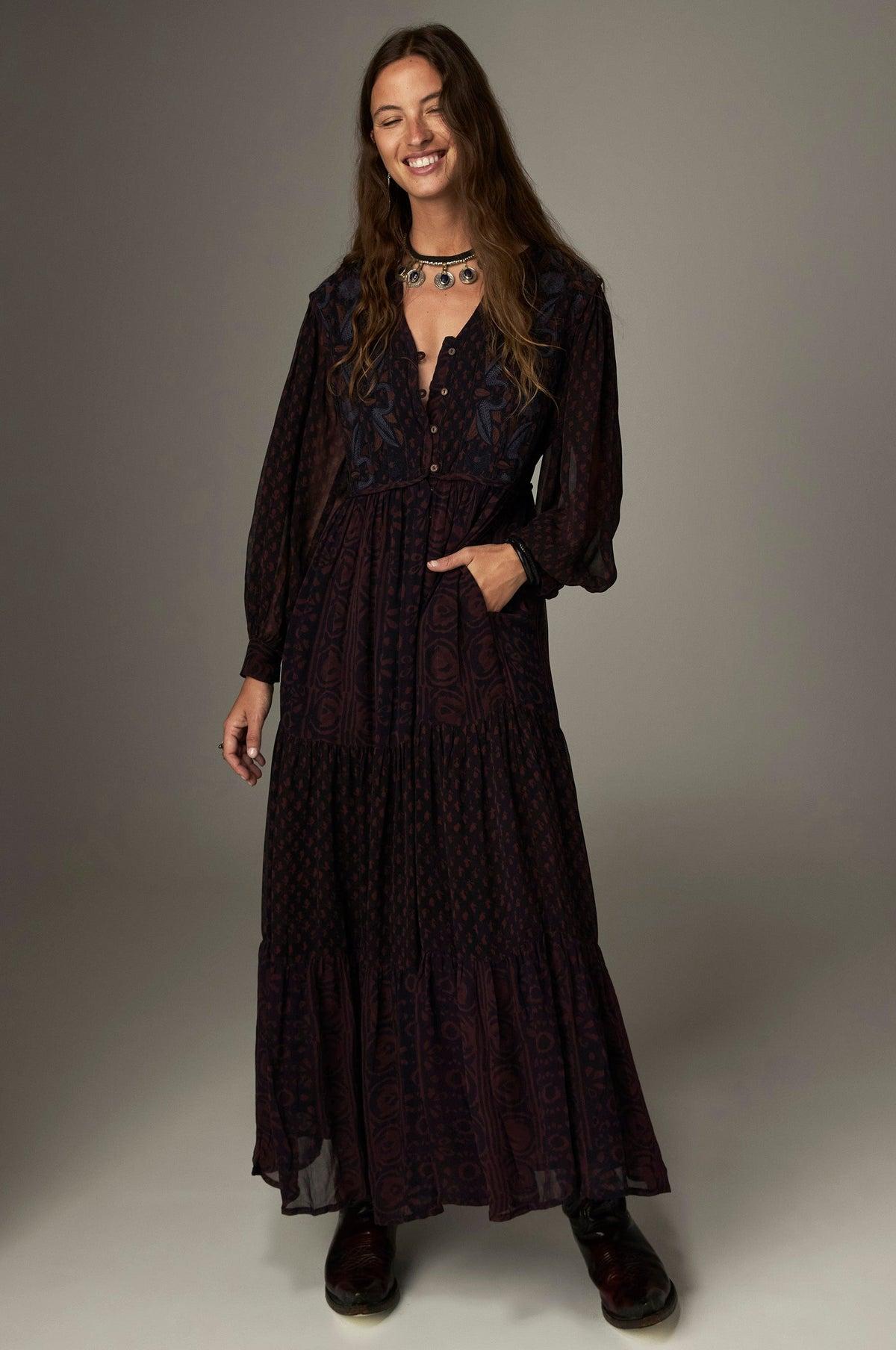 Maison Hotel,Emilia Dress Muddy Waters