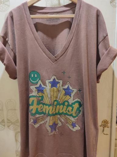 Brewster,FEMINIST TARENTINO-V Teeshirt short sleeves Camiseta pico marrón  [0]