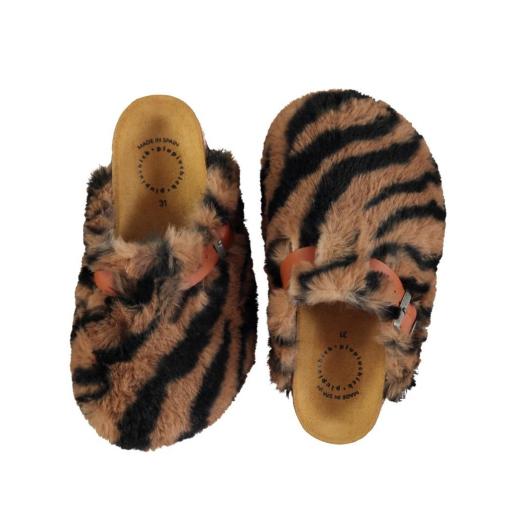 Piupiuchick,Clogs | Animal print faux fur,Zuecos animal print  [1]