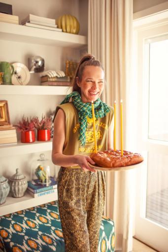 Sisters Department,Sleeveless t-shirt w/ shoulder pads | Olive geen w/ "sunday slice" print [1]