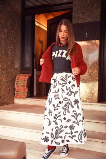 Sisters Department,T-shirt w/ short sleeves | Faded black w/ "pizza" print [2]