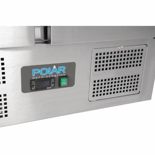 Mostrador frigorífico de preparación de ensaladas 240L. 2 puertas 700mm. de fondo Polar G606 [5]