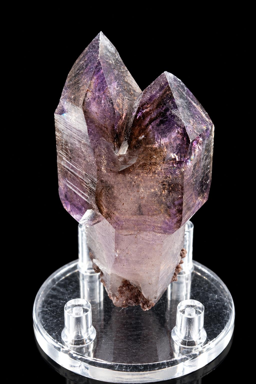 Cuarzo amatista, Goboboseb mountains, región Erongo, Namibia, medidas: 6x3,5x2cm.